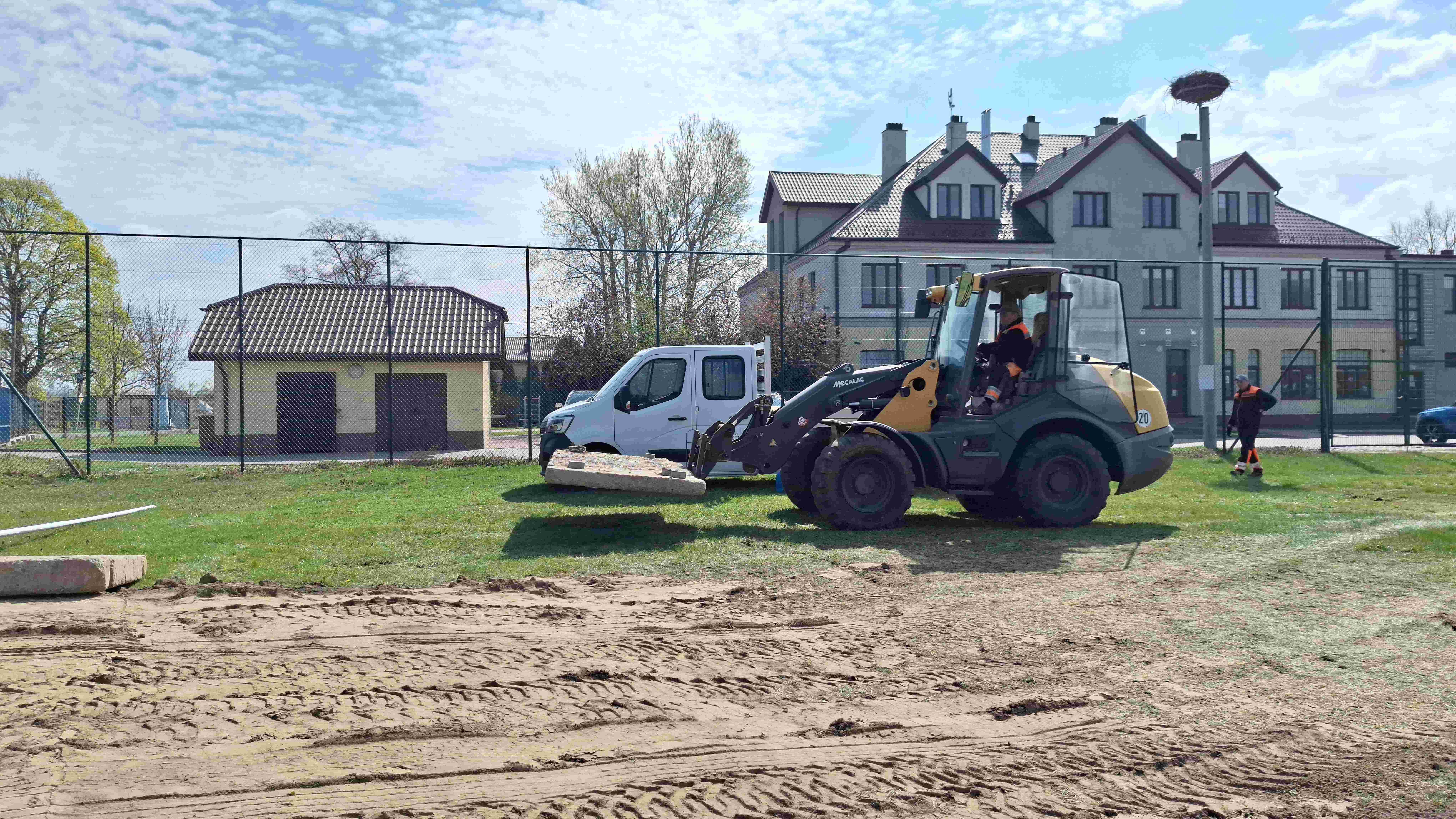 Ruszyła budowa kompleksu sportowego w Opaczy