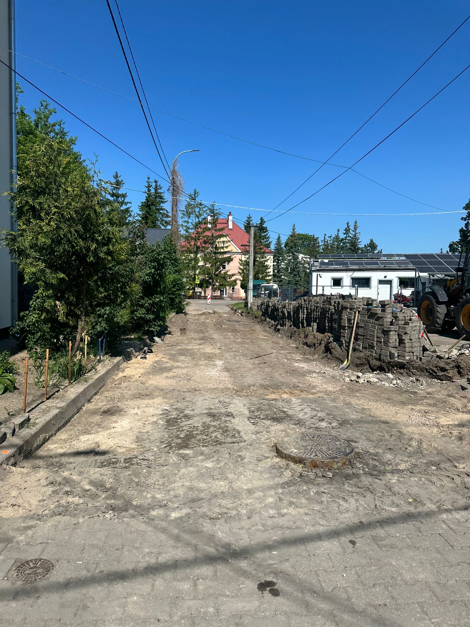 Nowa podbudowa na ul. Koziej. Trwa remont drogi
