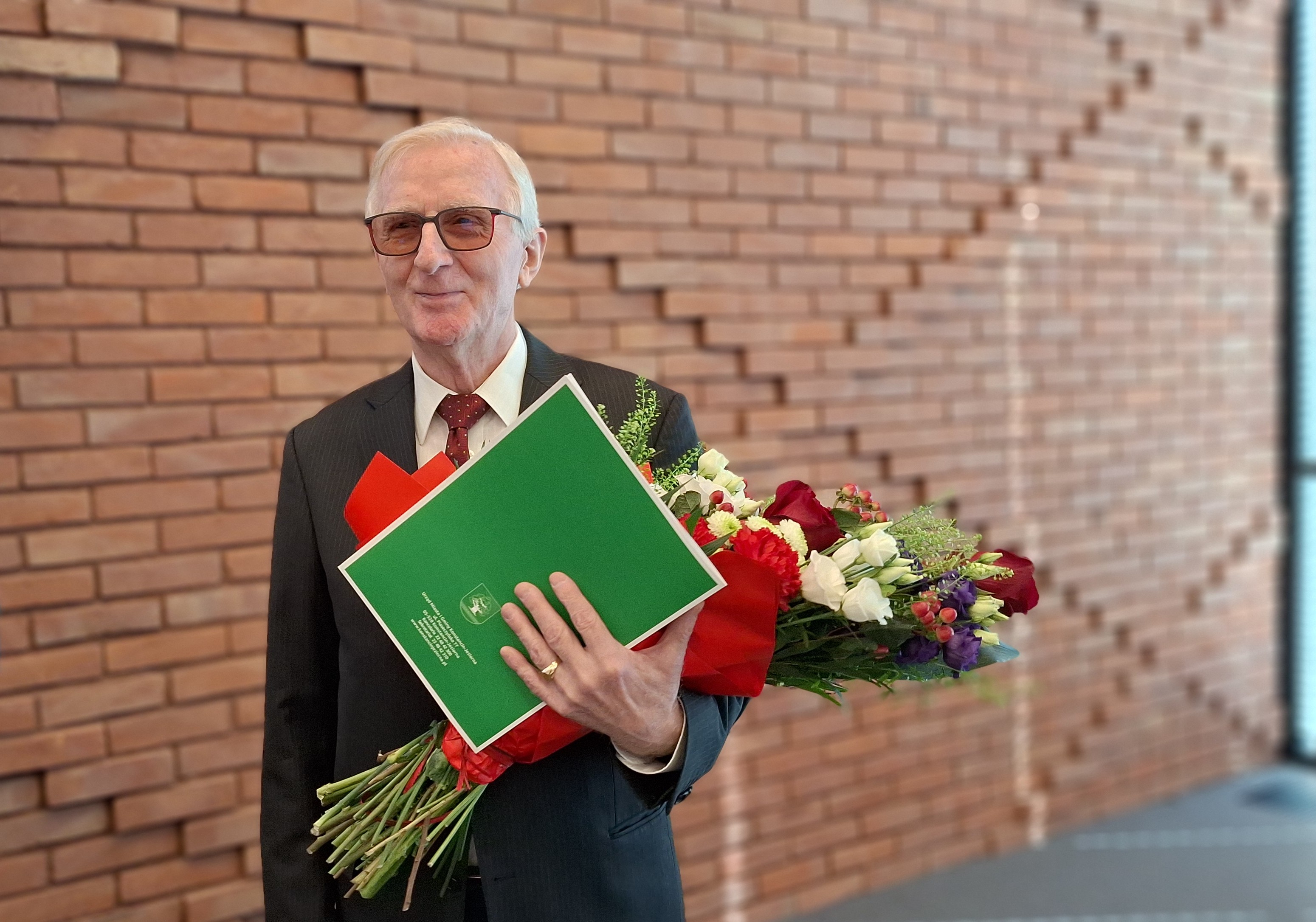 Roman Rudowski uhonorowany tytułem zasłużony dla gminy