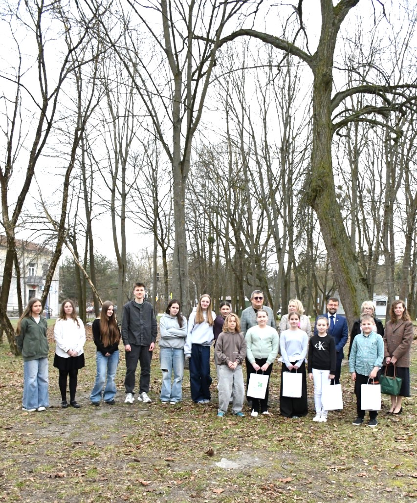Skwer im. Rodziny Prekerów oczami uczniów Jedynki